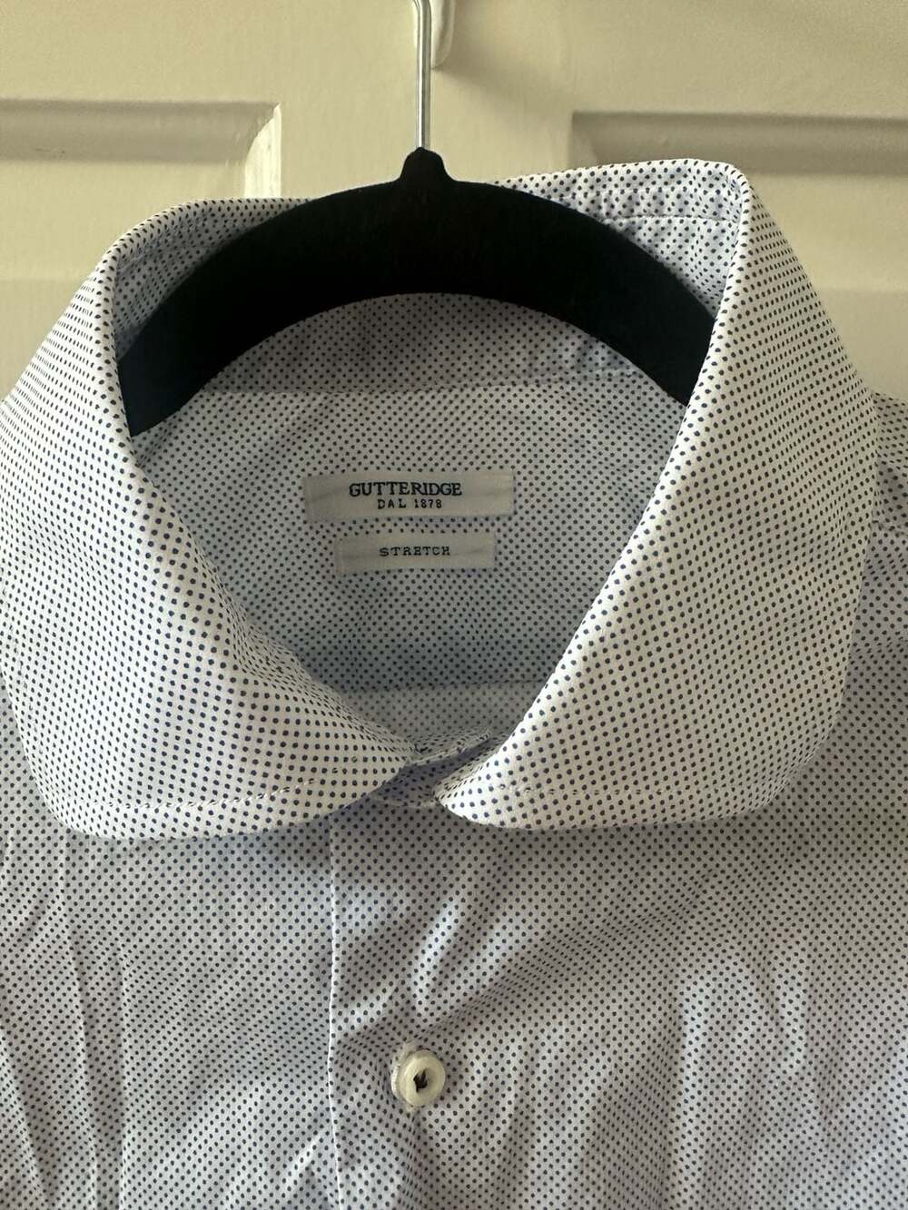 Gutteridge Blue Dot Print Spread Collar Stretch Dress Shirt - Men - Picture 3 of 8